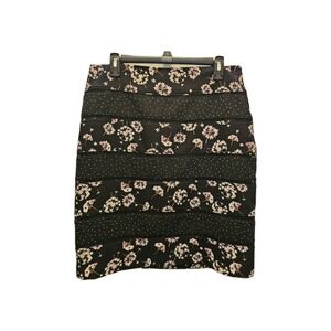 White House Black Market  Black Floral Pencil Skirt  Women's Size 10.